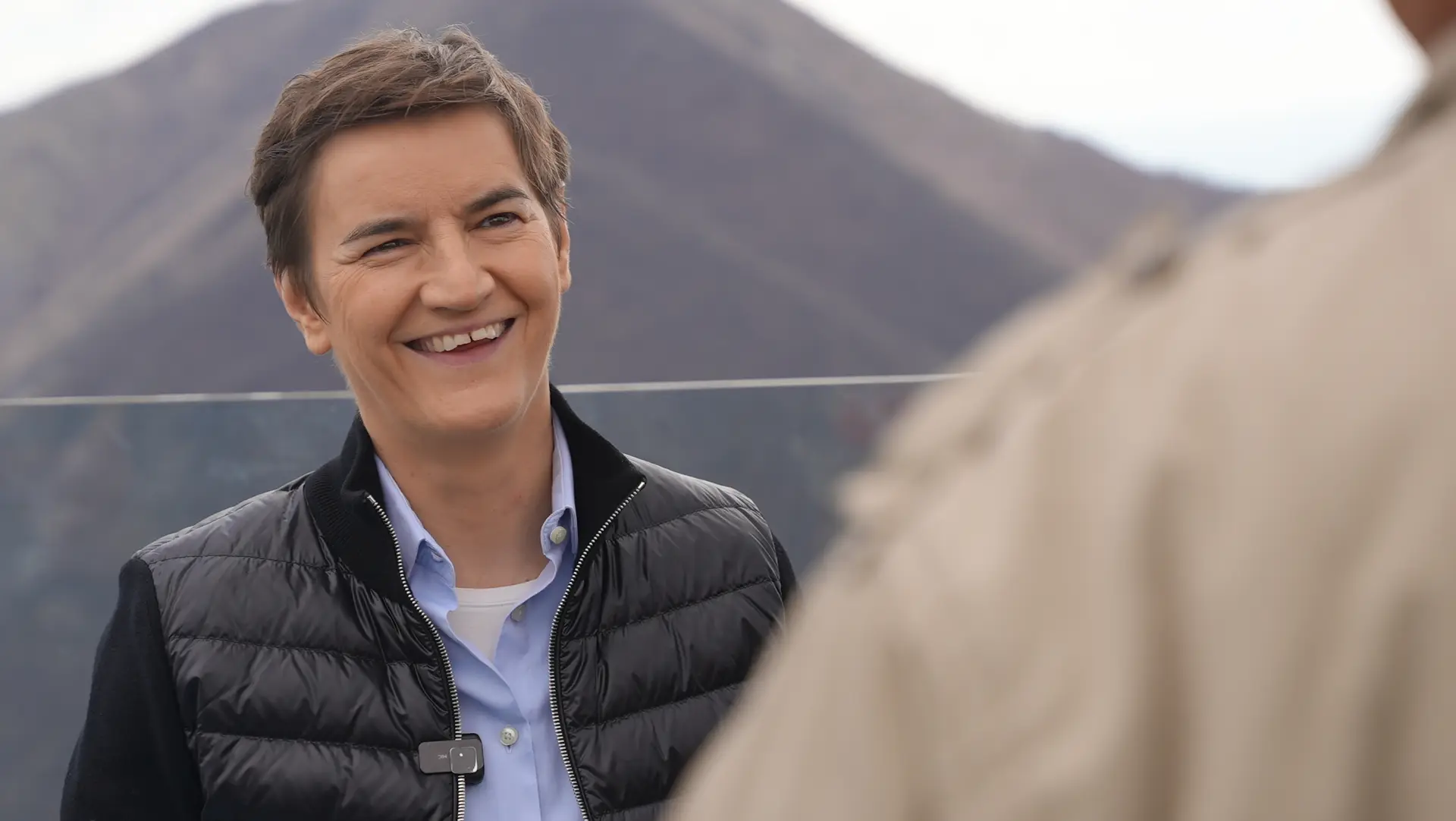Brnabić povodom godišnjice protesta u Valjevu i Novom Sadu: "Srbija ne zaboravlja besomučni teror i bezobalnu bahatost blokadera"