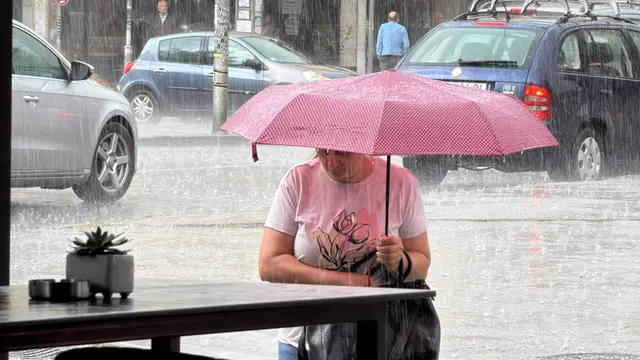 Snažan pljusak pogodio grad Loznicu/ Foto: RINA