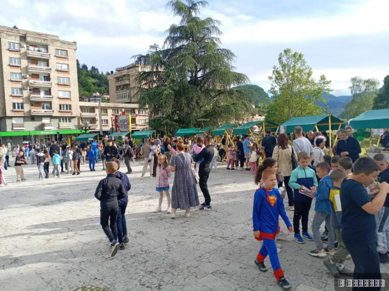Prijepoljci položili test humanosti: Skupljeno preko 800.000 dinara za lečenje malene Danice - bravo ljudi (FOTO)